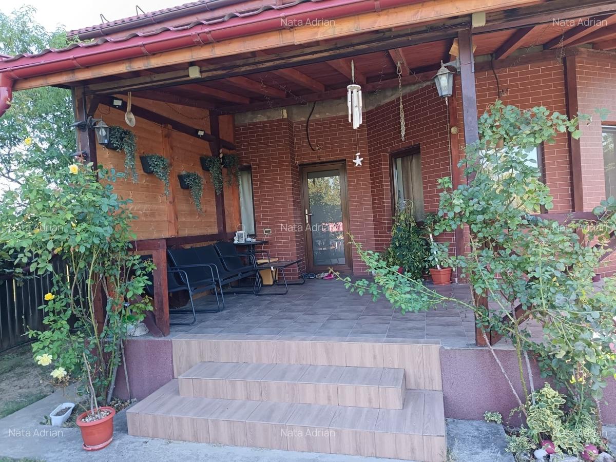 Casă individuală Clinceni, mobilată și utilată complet, curte amenajată - 1