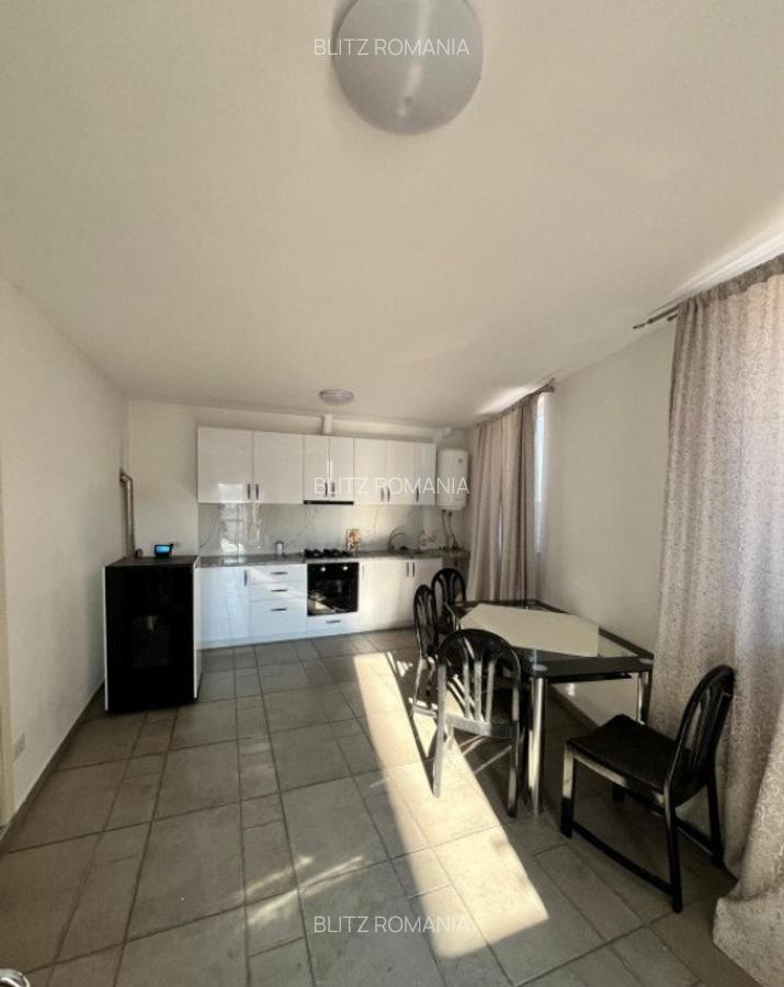Apartament de inchiriat ,3 camere, Radauti - 16