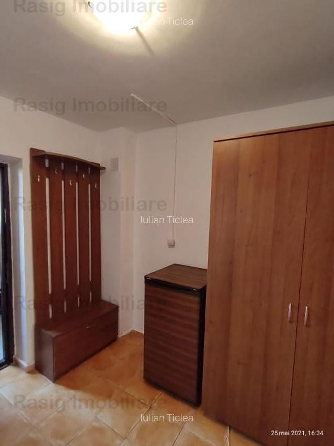 Nerva Traian-adiacent , 4/8 , decomandata , libera - 6