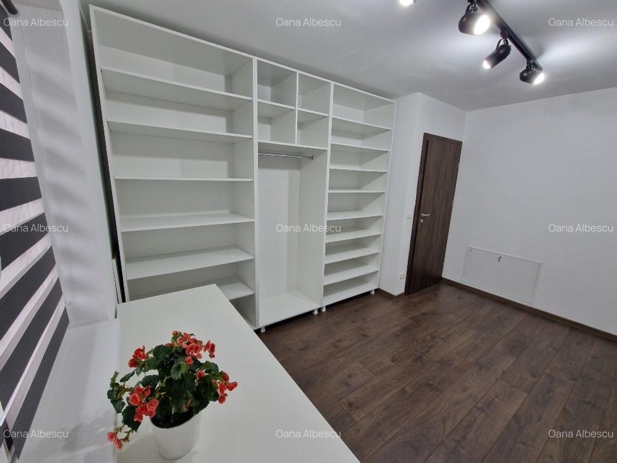 Proprietar - vând 1/2 duplex cu garaj - 14