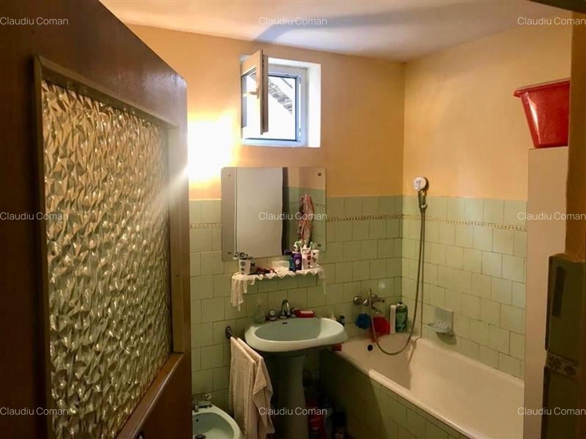 Apartament cu 4 camere decomandat, mobilat în Centrul Civic - 12