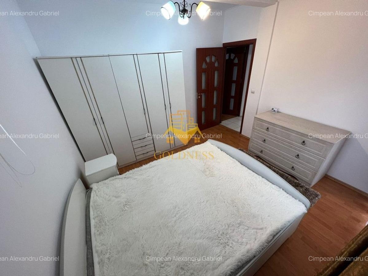 Apartament cu 3 camere decomandat, mobilat în Central - 4