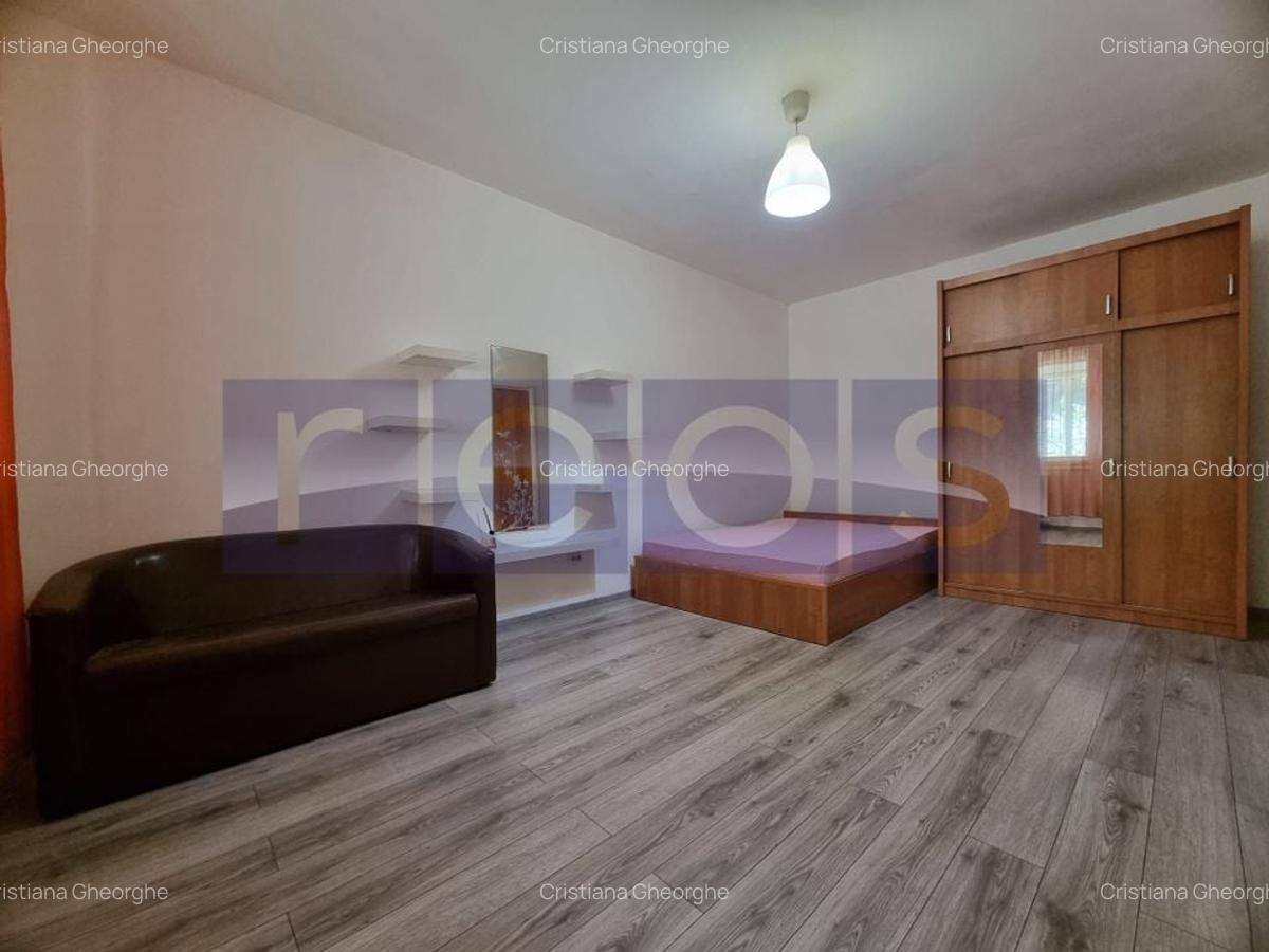 Garsonieră decomandată în Tineretului - 1