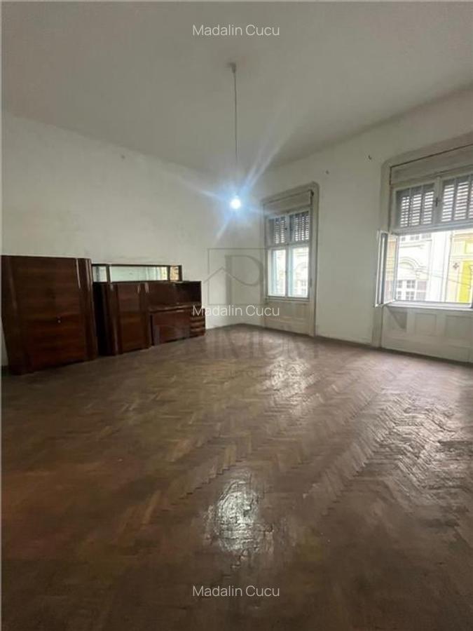 ULTRACENTRAL - UNIRII - ETJ.1 - APARTAMENT SPATIOS - 2 CAM - BOXA - clădire - 2