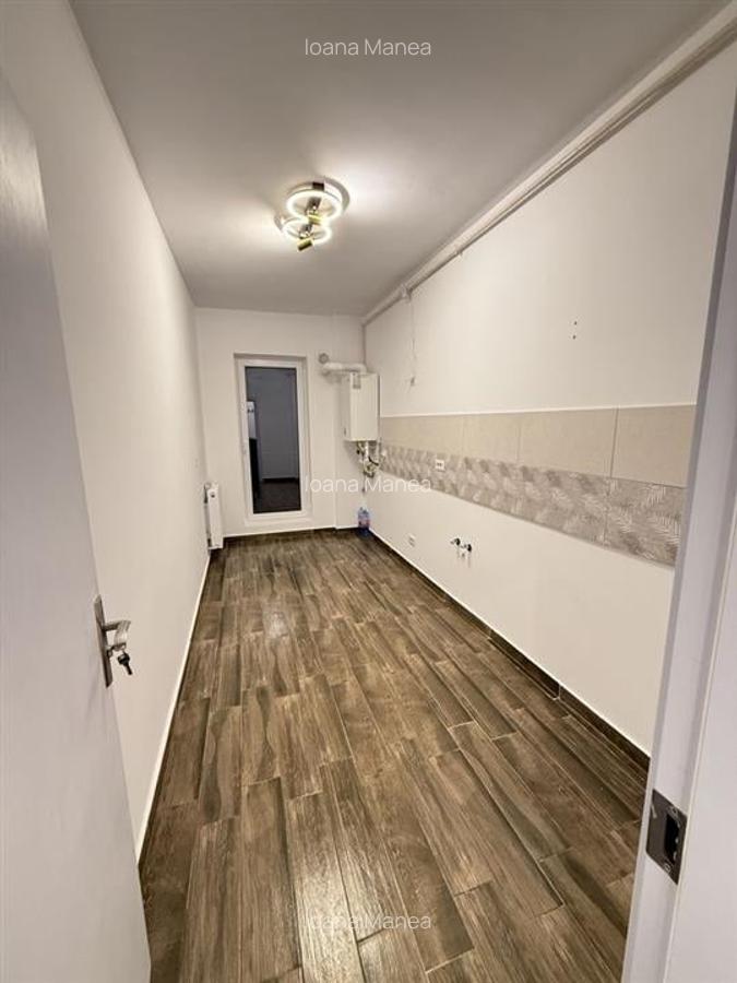 Vanzare garsoniera superba, 51mp, Bazin Titan, Parcul Teilor, et 3/7, bloc 2022, - 1