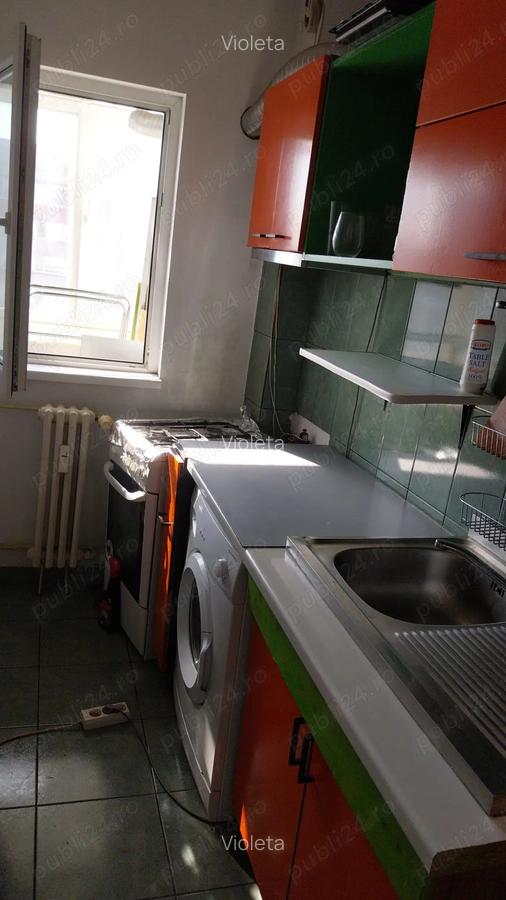 Inchiriez Garsoniera zona Piata Victoriei 300 EUR - 4