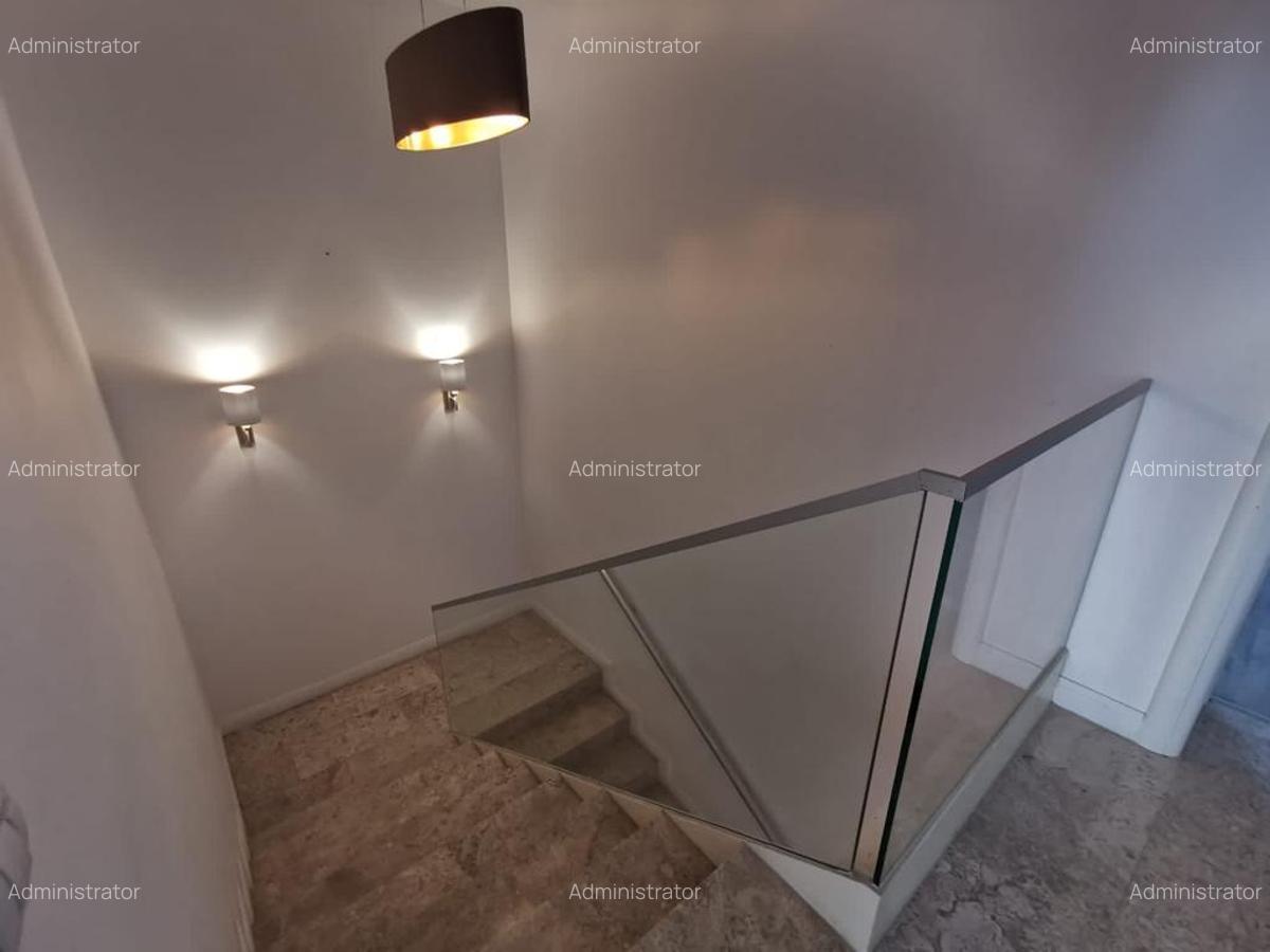 Oxford Gardens unfurnished/partially furnished 3 bedrooms villa - 10