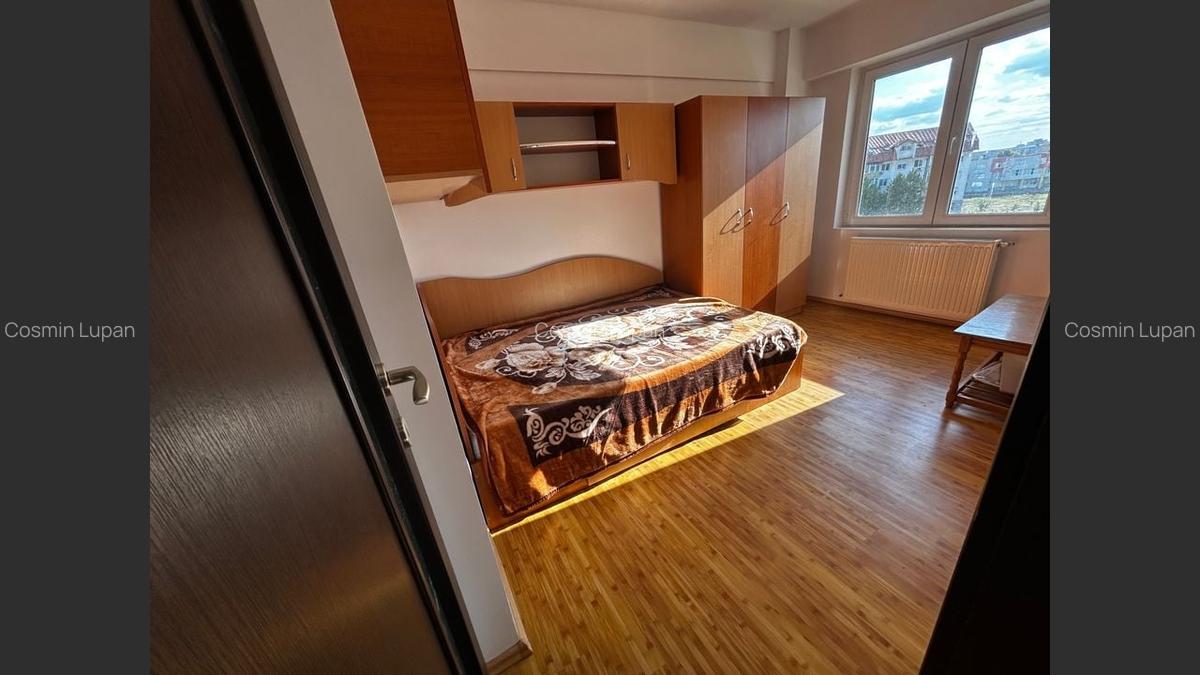 Apartament Slatina - 3 camere, 57.45 mp, zona Crisan - 2