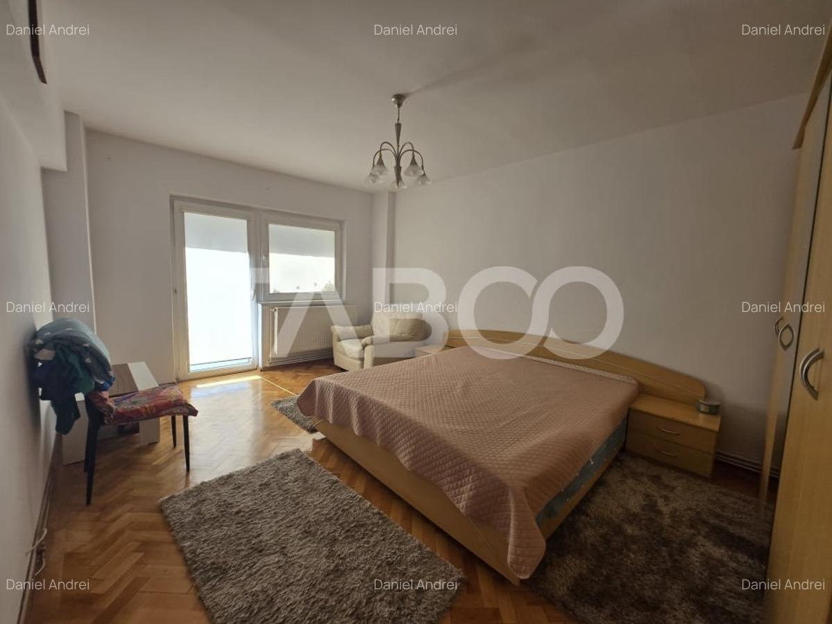 Apartament 3 camere decomandat 68mp cu balcon zona Siretului Sibiu - 2