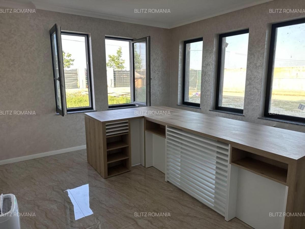 Casa P+1 240 mp utilii, ( doua apartamente 1200 mp teren ,zonz Carcea - 9