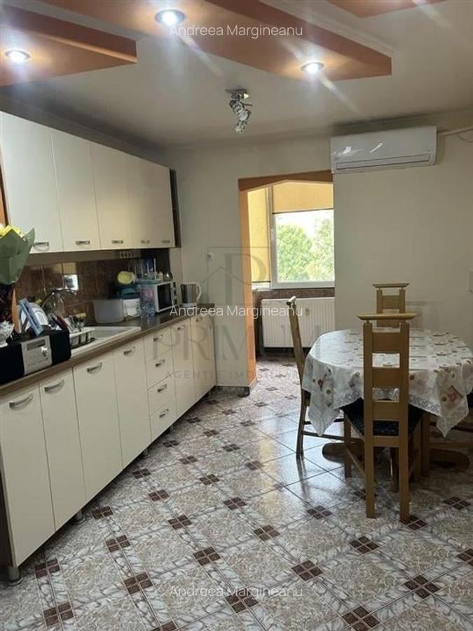 LIPOVEI - 2 Camere - Etaj 3 - Centrala proprie - Model mare - 3