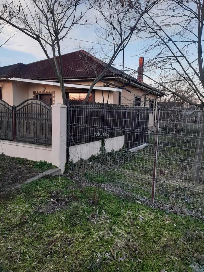 Vand Casa de locuit cu teren comuna Ograda - 2