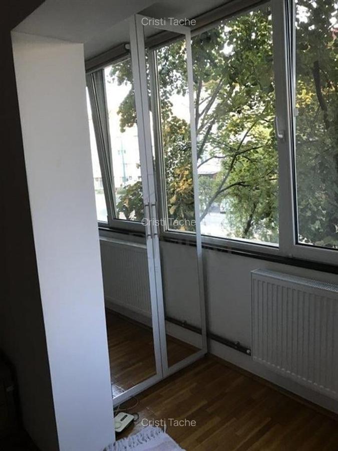 GIROCULUI - BLOC IZOLAT - 3 cam - 2 bai - 2 balcoane - centrala proprie - clima - 11