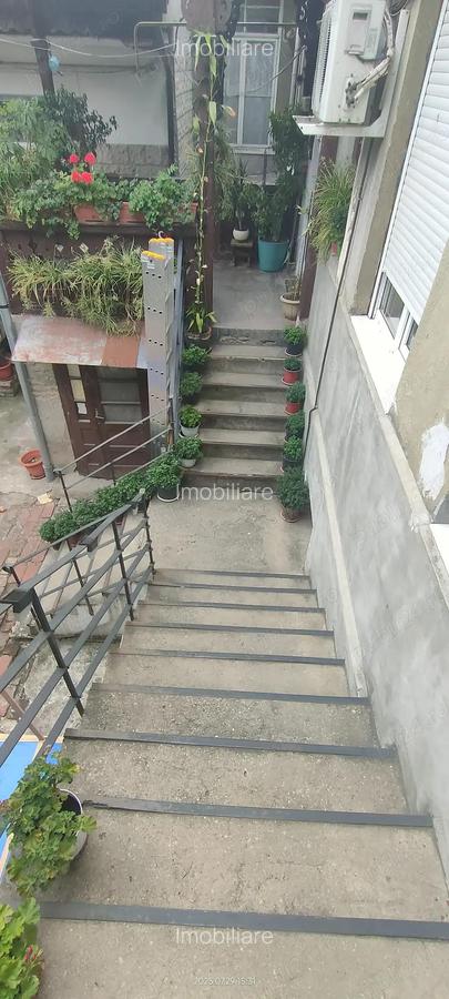 Apartament 2 camere Sinaia de vanzare - 3