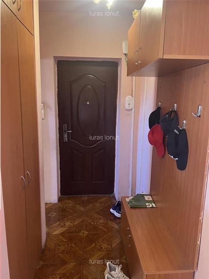 Apartament cu 3 camere decomandat în Rogerius - 9