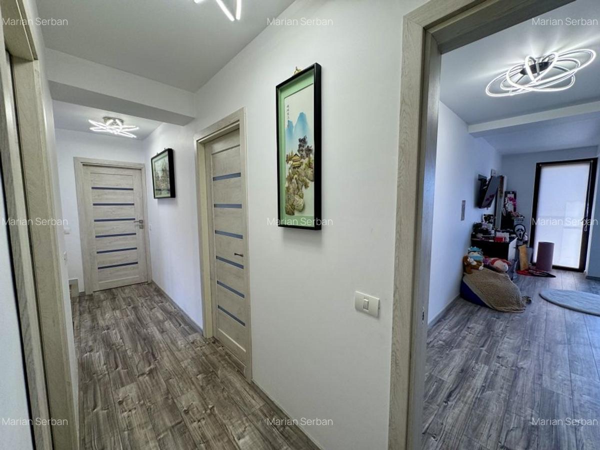 Berceni - VILĂ UNICAT, spațioasă, curte 1.000 mp, la 7 min metrou - 24