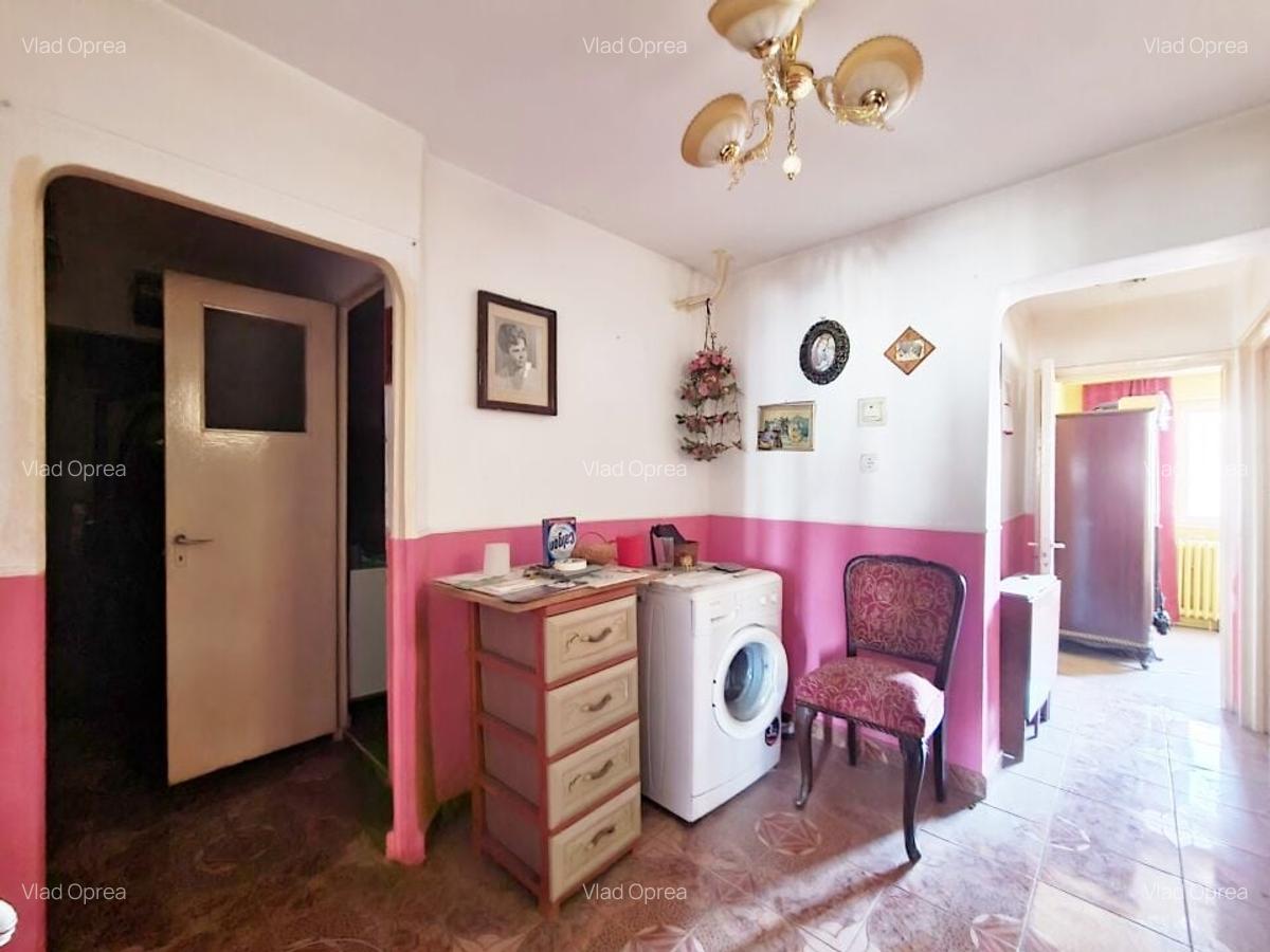 Apartament cu 2 camere decomandat în Tei - 1