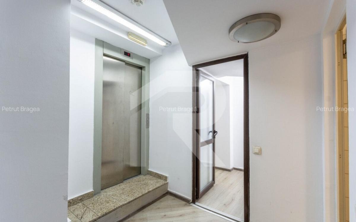 Spa?iu subsol | Vitan Center | 100 mp | Utilitati incluse - 6