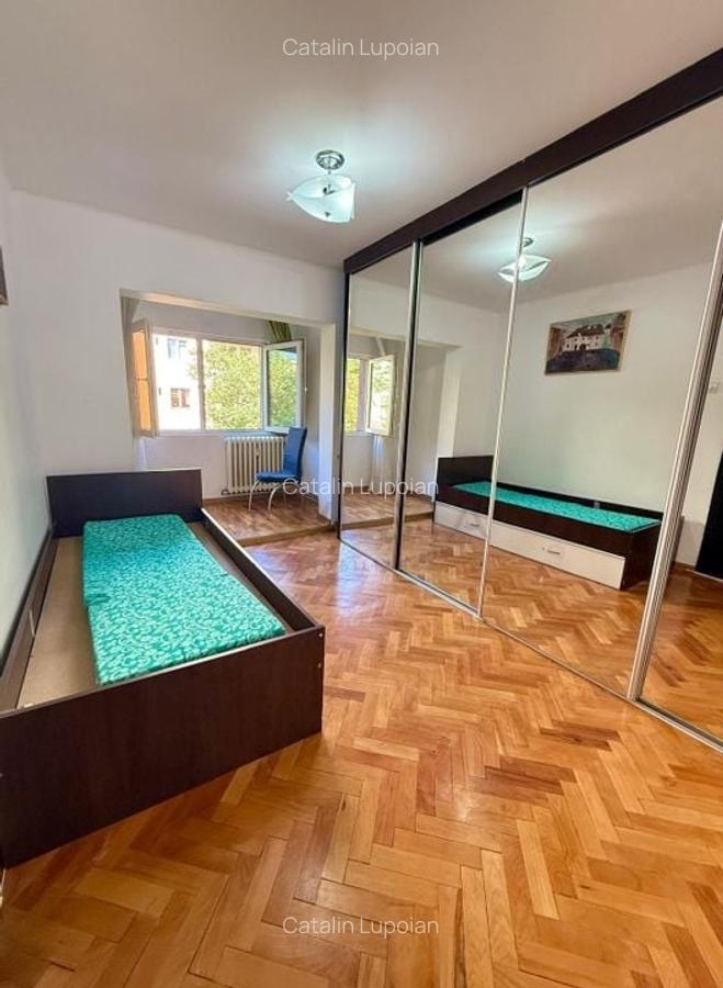 Apartament de 3 camere pe strada Scortarilor ! - 2