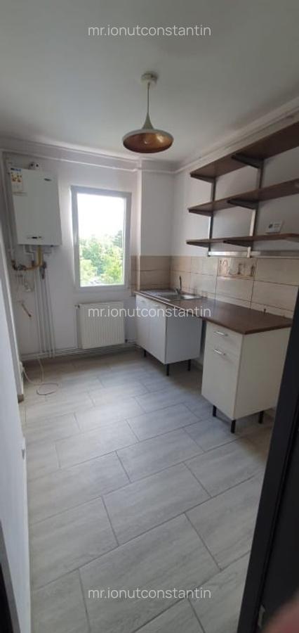 Apartament cu 2 camere semidecomandat în Astra - 12