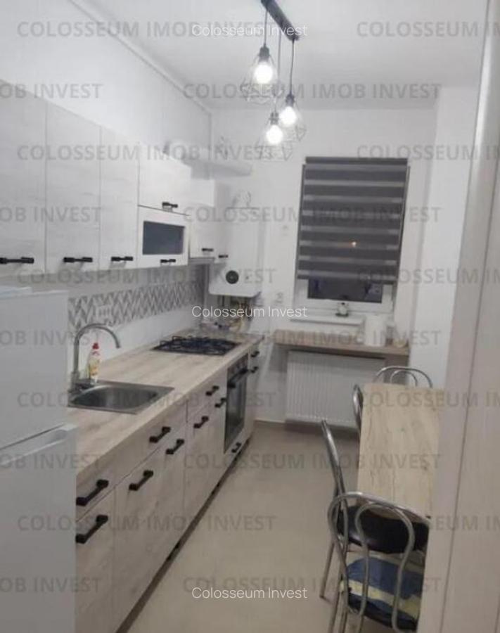 Apartament 2 camere, decomandat - zona Tractorul - 2