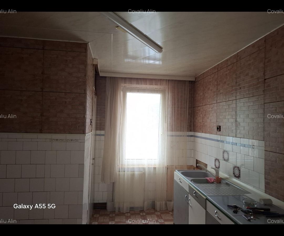 Noua, vis-a-vis DEDEMAN, apartament 4 camere decomandat, 2 bai, etaj 2/4. - 6