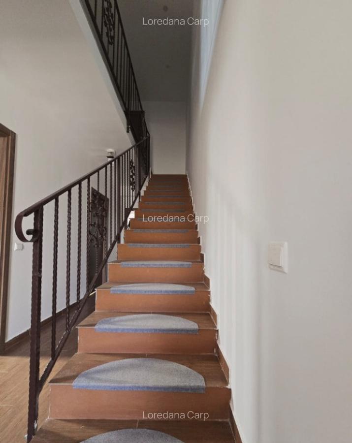 Vila duplex-mobilata si utilata -4camere -2 bai-dressing-str asfaltata - 5