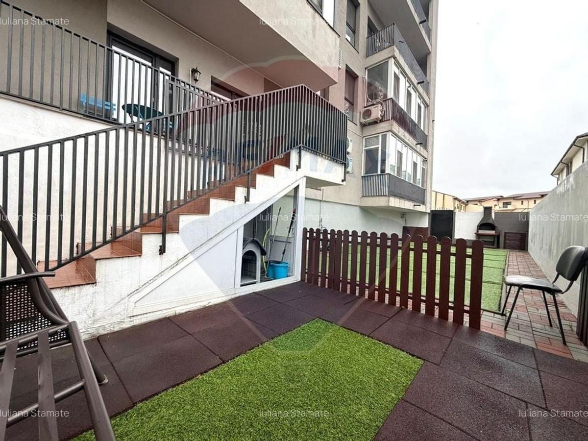 Apartament cu 3 camere de vanzare loc de parcare si teren Constanta - 12