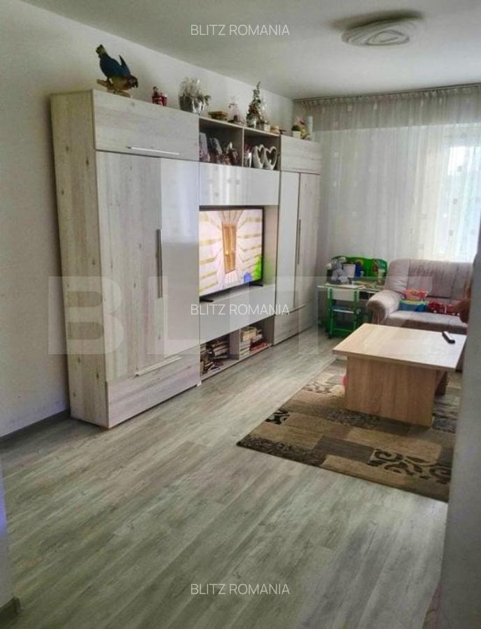 Apartament de vanzare cu 3 camere, 74 mp, zona Tudor. - 1