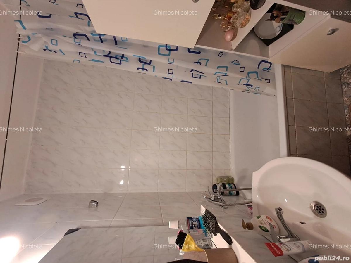 Proprietar efer spre vanzare garsoniera zona far 34mp etaj 1 - 2