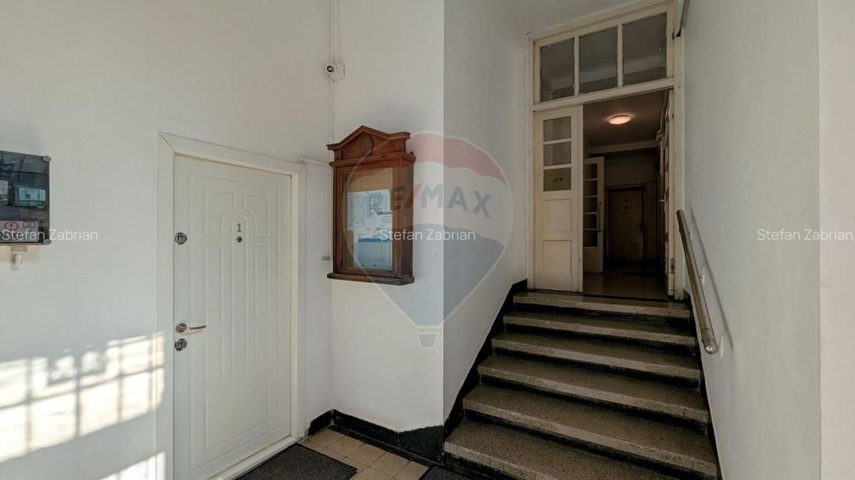 Apartament cu 2 camere de inchiriat Piata Romana Blocul Zodiac - 32
