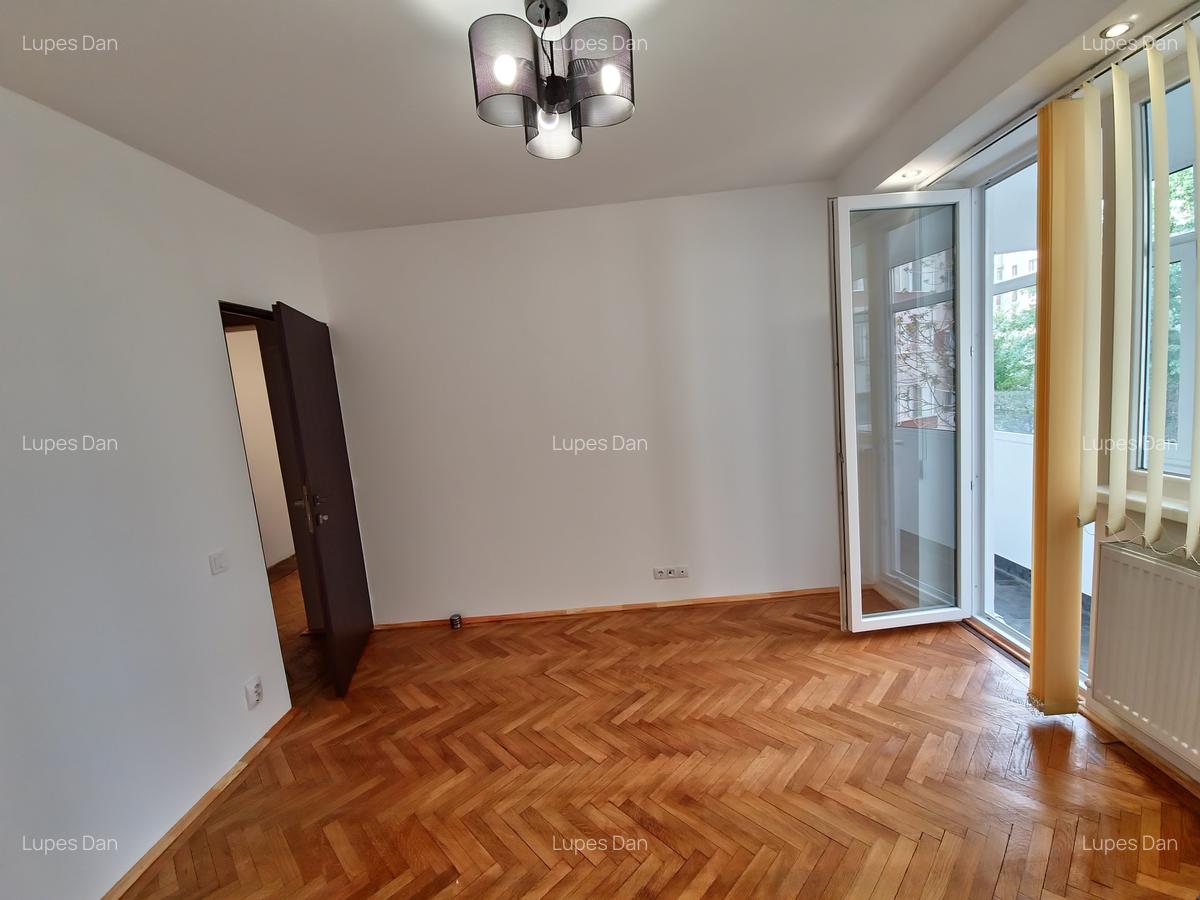 Apartament cu 4 camere decomandat în Dorobanți - 14