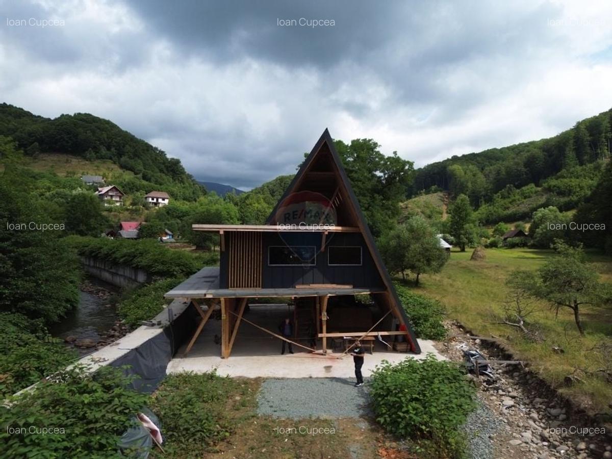 Cabana moderna tip A-frame de 312 m2  de vanzare in zona Firiza - 3