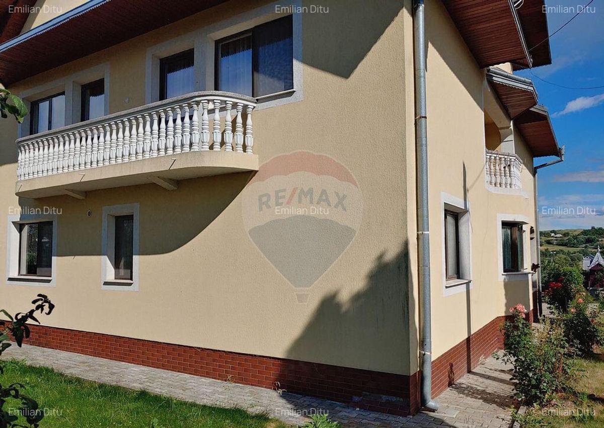 Casa / Vila de vanzare cu teren intravilan 1200 mp-Zvo... - 14