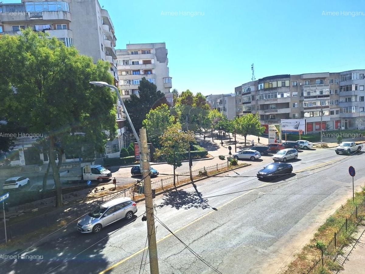 Apartament cu 3 camere de vanzare in zona Pod - 14