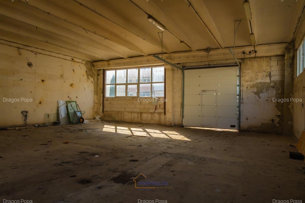 Hala de 307 mp - pozitie strategica intre Gara si Școala Nr. 2 - 2
