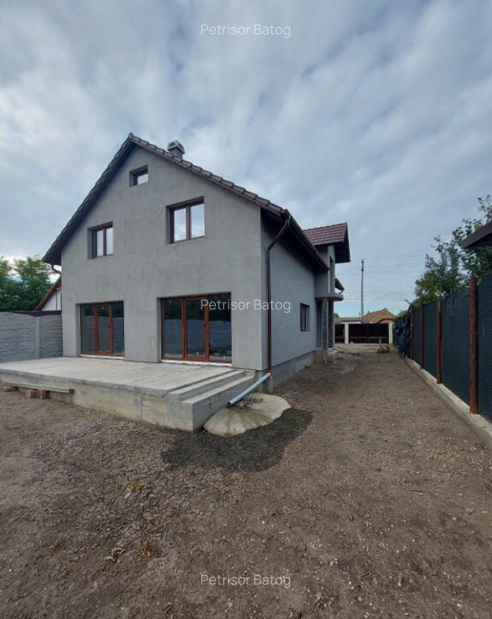 Casa Pecica, Arad - 2