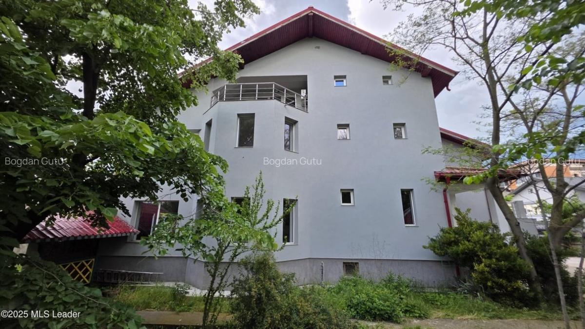 Voluntari, Revolutiei, Vila 2006, 560 mp, teren 1120mp - 18