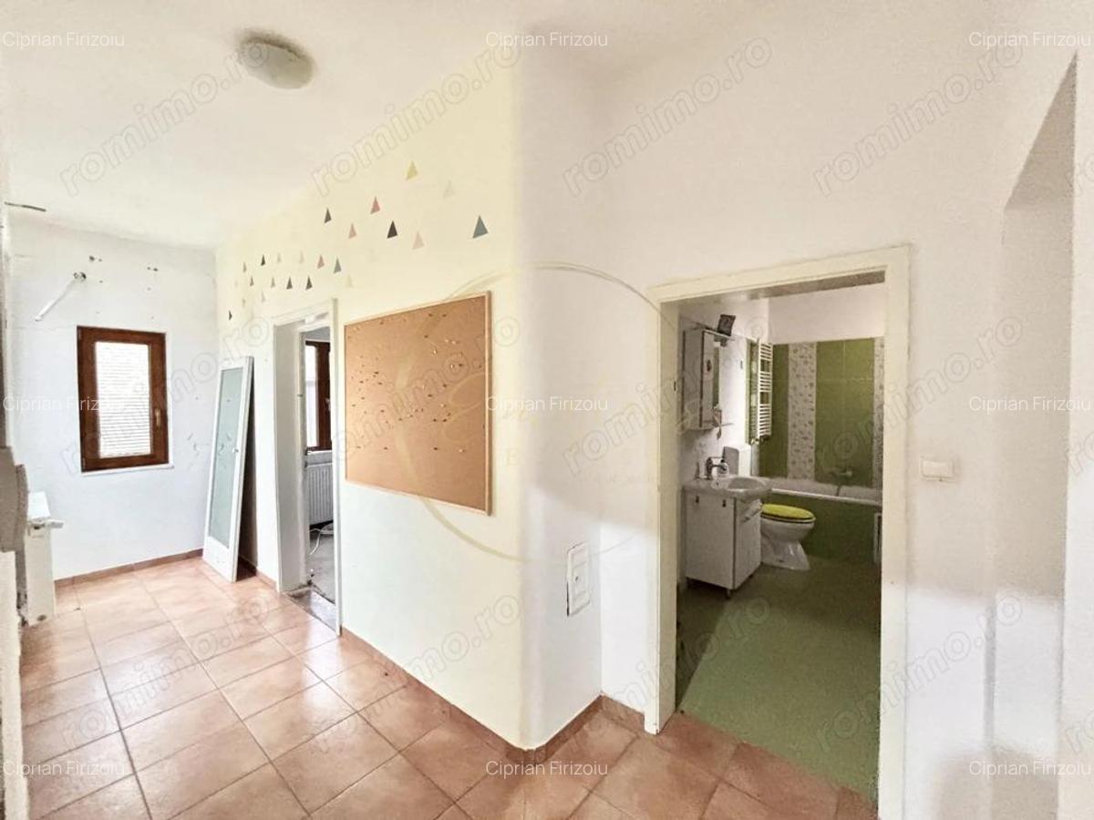 SUPER OFERTA | Casa individuala 3 camere - Girocului | 600mp curte - 5