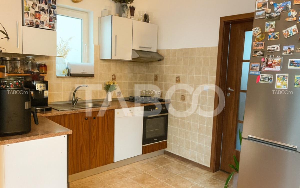 Apartament cu 3 camere spatioase de vanzare in Selimbar - 10 - 12
