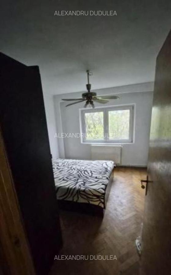 3camere -94mp - bloc 1987 -decomandat -2 bai - 2balcoane - 3