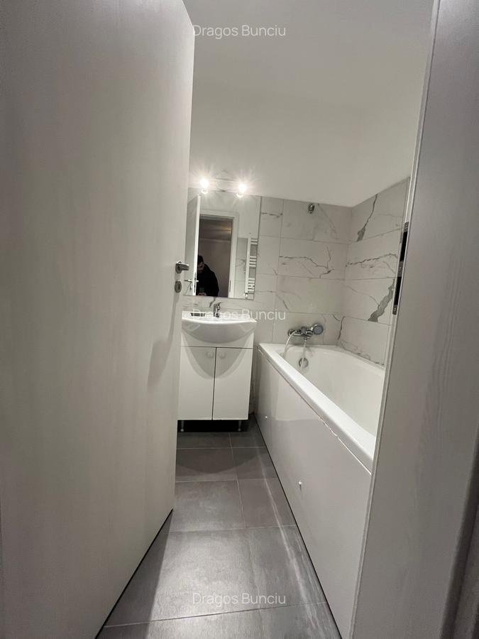 Apartament cu 2 camere decomandat în Apărătorii Patriei - 11
