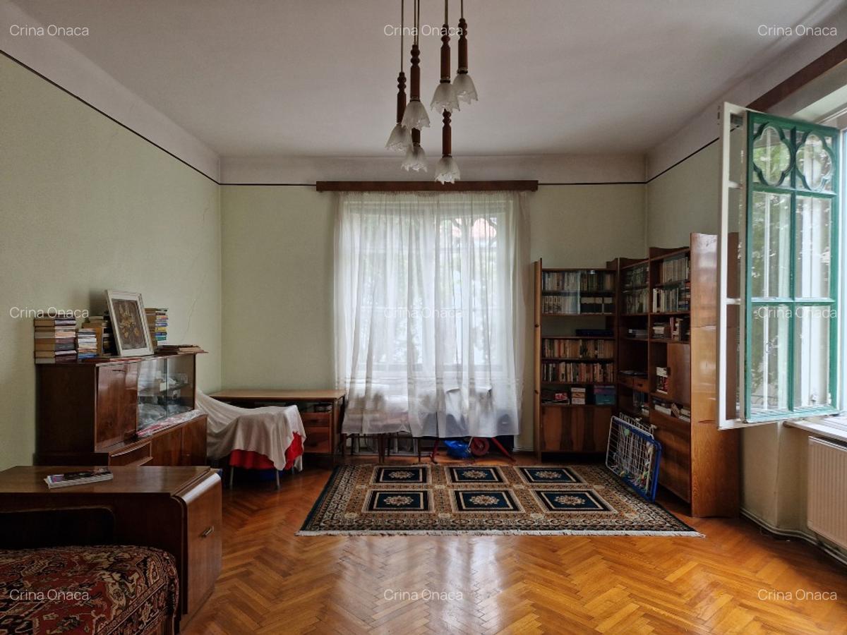 Apartament ultracentral cu garaj, str. Bisericii Ortodoxe - 9