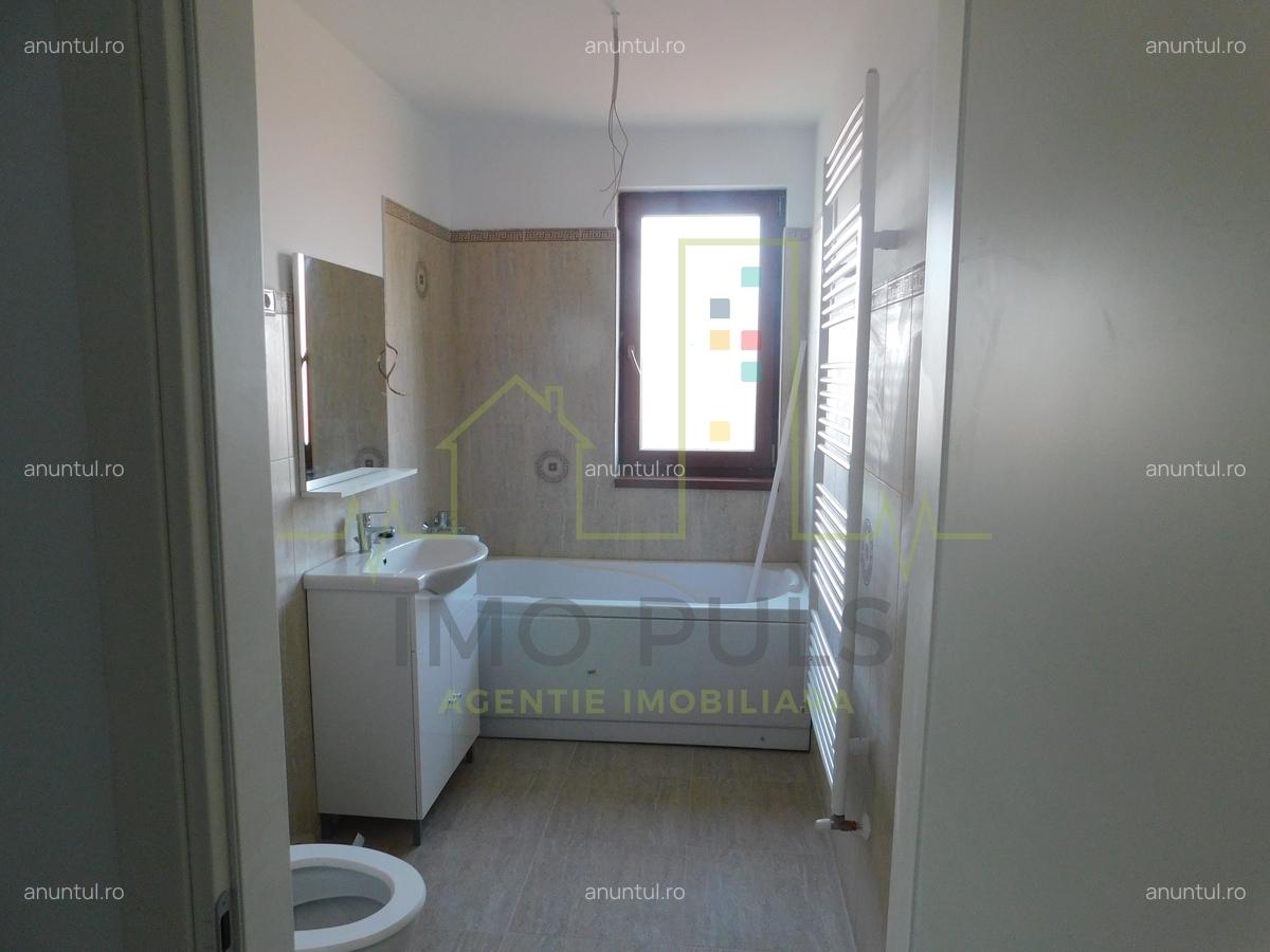 Decomandat . Finisaje de calitate - 15