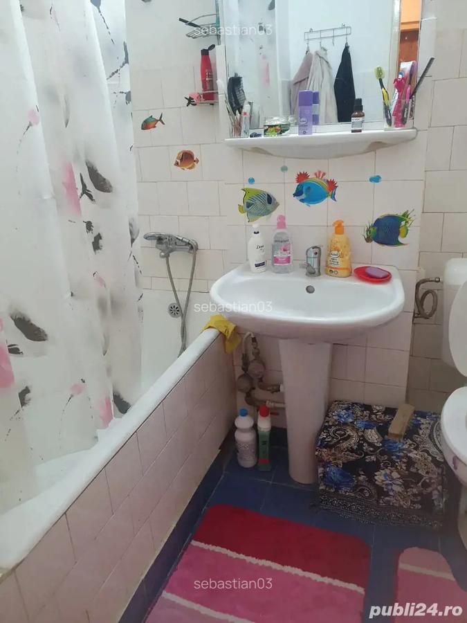 Inchiriez apartament 2 cam - 1