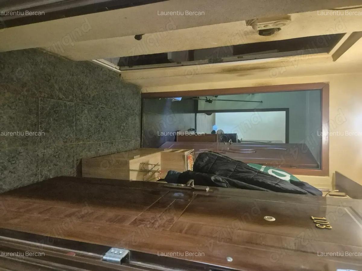 Vand apartament doua camere in zona Pia?a Mica - 6