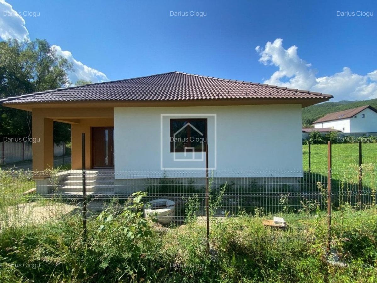 Casa noua pe un nivel in Tocile - la 10 km de Sibiu, 165.000 EUR - 1