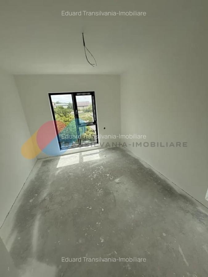 Casa individuala P+1+M cu 5 dormitoare, Curte 300 Mp - zona linistita, Chinteni - 8