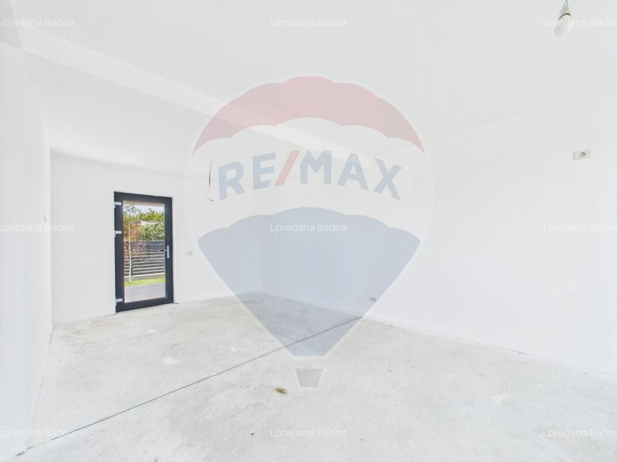 Vila cu 4 camere de vanzare- Darza -Crevedia - 5