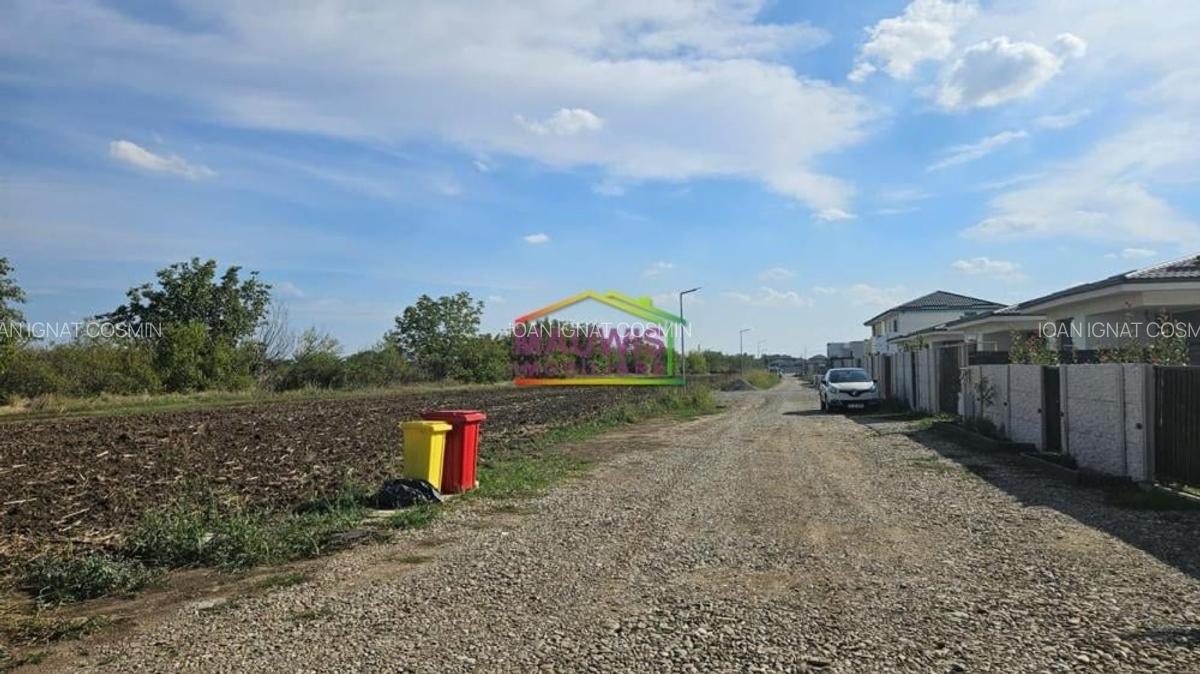 Vand lot de teren cu suprafata de 1000 mp in zona Tunari - strada Zbor - 1